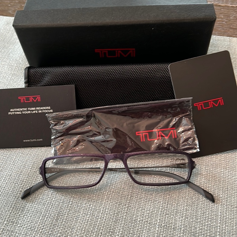Reading glasses